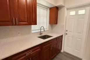 2802 SW 36th Ave, Miami, FL 33133 - Photo 3