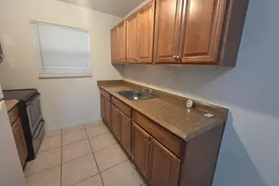 701 SE 15th St, Fort Lauderdale, FL 33316 - Photo 3