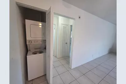 701 SE 15th Street #12, Fort Lauderdale, FL 33316 - Photo 5