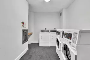 3901 S Ocean Dr, Hollywood, FL 33019 - Photo 27