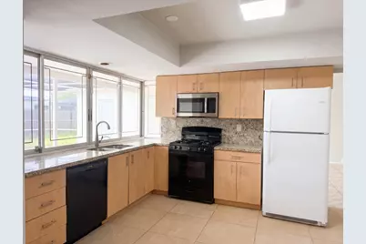 7141 Harbour Boulevard, Miramar, FL 33023 - Photo 9