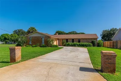 1531 SE Portillo Road, Port Saint Lucie, FL 34952 - Photo 1
