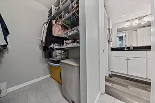 9420 Poinciana Pl, Davie, FL 33324 - Photo 35
