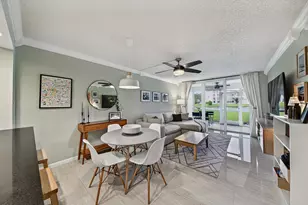 9420 Poinciana Pl, Davie, FL 33324 - Photo 17