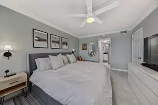9420 Poinciana Pl, Davie, FL 33324 - Photo 33