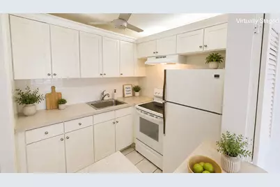 338 Camden O, West Palm Beach, FL 33417 - Photo 5