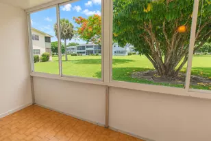 338 Camden O, West Palm Beach, FL 33417 - Photo 11