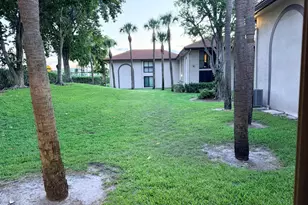 300 E Club Cir, Boca Raton, FL 33431 - Photo 15