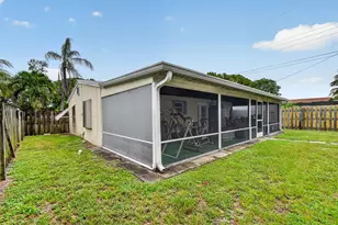 512 SE 1st St, Boynton Beach, FL 33435 - Photo 35