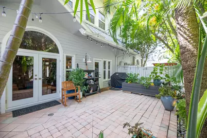 302 NE 11th Avenue, Fort Lauderdale, FL 33301 - Photo 41