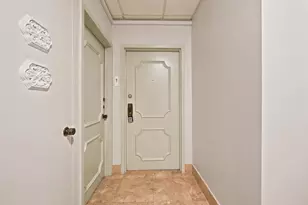2100 Sans Souci Blvd, North Miami, FL 33181 - Photo 19