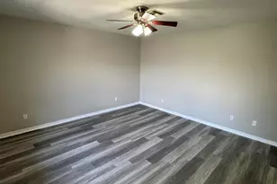 1536 N Lawnwood Cir, Fort Pierce, FL 34950 - Photo 19