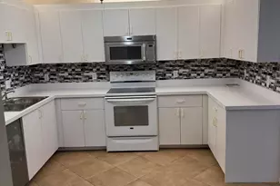1536 N Lawnwood Cir, Fort Pierce, FL 34950 - Photo 7