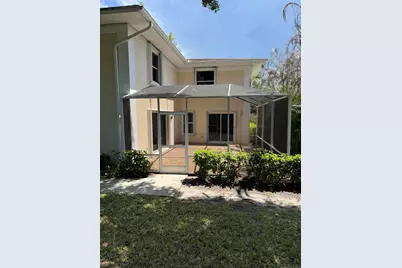 1536 N Lawnwood Circle #3, Fort Pierce, FL 34950 - Photo 3
