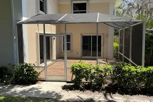 1536 N Lawnwood Cir, Fort Pierce, FL 34950 - Photo 3