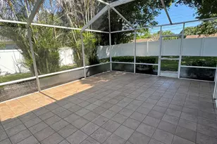 1536 N Lawnwood Cir, Fort Pierce, FL 34950 - Photo 5