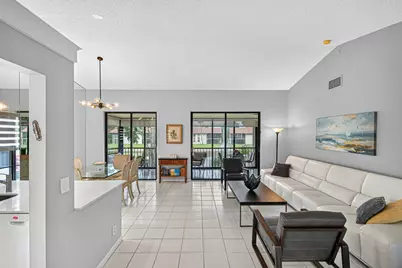 10223 N Circle Lake Drive #201, Boynton Beach, FL 33437 - Photo 3