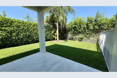 522 Live Oak Lane, Weston, FL 33327 - Photo 3