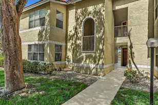 731 Vista Isles Dr, Sunrise, FL 33325 - Photo 1