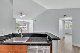 731 Vista Isles Dr, Sunrise, FL 33325 - Photo 9