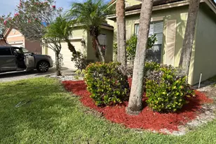 9981 SW Glenbrook Dr, Port Saint Lucie, FL 34987 - Photo 5