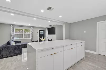 800 NW 6th Avenue, Pompano Beach, FL 33060 - Photo 11