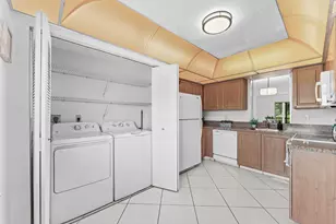 7301 Amberly Ln, Delray Beach, FL 33446 - Photo 13