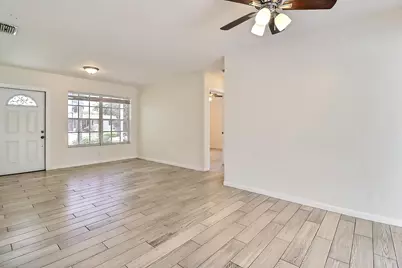 337 Mid Pines Road, Palm Springs, FL 33461 - Photo 7