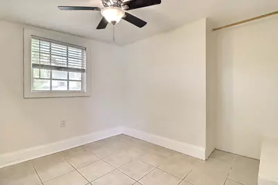 337 Mid Pines Road, Palm Springs, FL 33461 - Photo 17