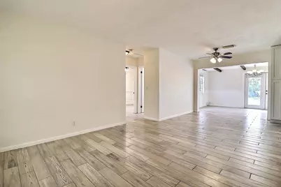 337 Mid Pines Road, Palm Springs, FL 33461 - Photo 11