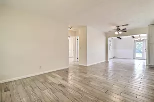 337 Mid Pines Rd, Palm Springs, FL 33461 - Photo 11
