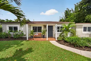 2627 NE 10th Ave, Wilton Manors, FL 33334 - Photo 1