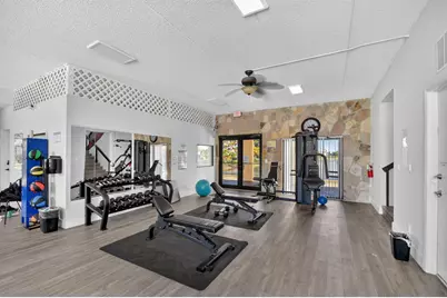 414 Springdale Circle, Palm Springs, FL 33461 - Photo 41