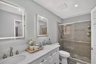 414 Springdale Cir, Palm Springs, FL 33461 - Photo 21