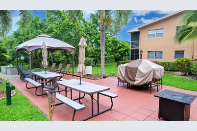 70 Camden C, West Palm Beach, FL 33417 - Photo 17