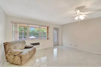 70 Camden C, West Palm Beach, FL 33417 - Photo 3