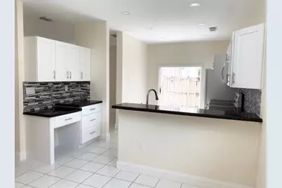 3145 N 37th Avenue, Hollywood, FL 33021 - Photo 11