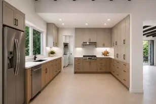 2024 NE 26th Dr, Wilton Manors, FL 33306 - Photo 5