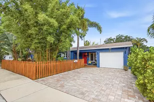 721 N Lakeside Dr, Lake Worth Beach, FL 33460 - Photo 11