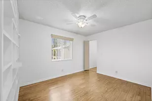 313 Pine Ridge Cir, Greenacres, FL 33463 - Photo 23