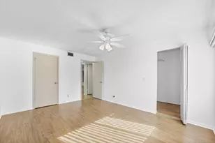 313 Pine Ridge Cir, Greenacres, FL 33463 - Photo 15
