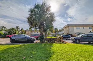 2301 SE 4th St, Boynton Beach, FL 33435 - Photo 1