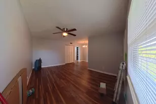 2301 SE 4th St, Boynton Beach, FL 33435 - Photo 9