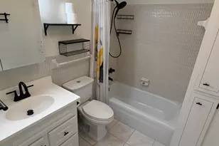 2210 NE 67th St, Fort Lauderdale, FL 33308 - Photo 9