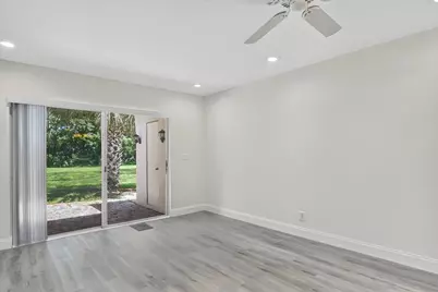 20846 Vinesta Circle, Boca Raton, FL 33433 - Photo 11