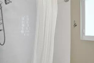 604 NE 25th Ave, Pompano Beach, FL 33062 - Photo 11