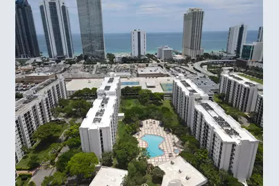 17021 N Bay Road #816, Sunny Isles Beach, FL 33160 - Photo 9