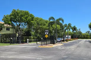 921 Imperial Lake Rd, West Palm Beach, FL 33413 - Photo 39