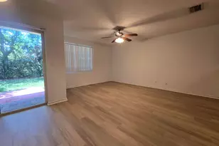 921 Imperial Lake Rd, West Palm Beach, FL 33413 - Photo 9