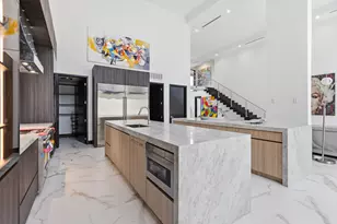 284 NE 7th St, Boca Raton, FL 33432 - Photo 21